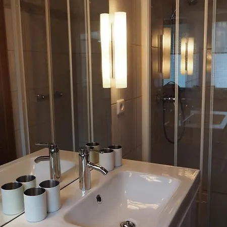 Tannenhof - * 罗孚尔